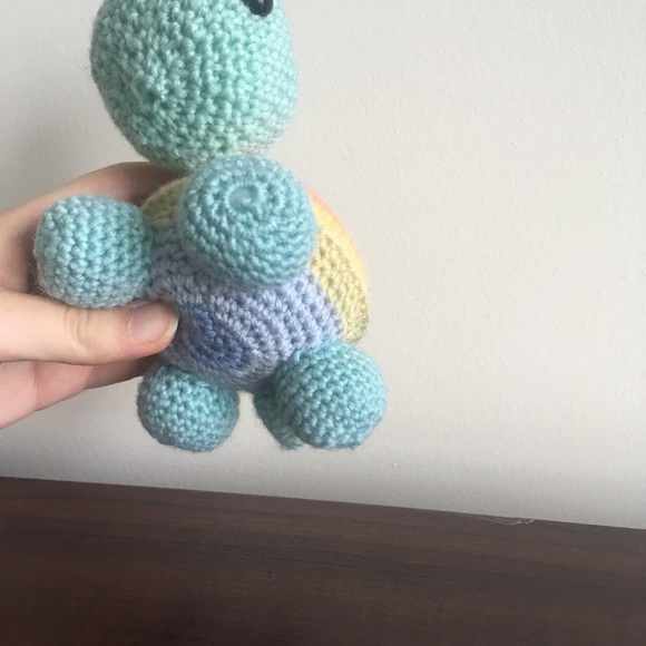 Ombré Sunset Crocheted Turtle - Picture 4 of 4